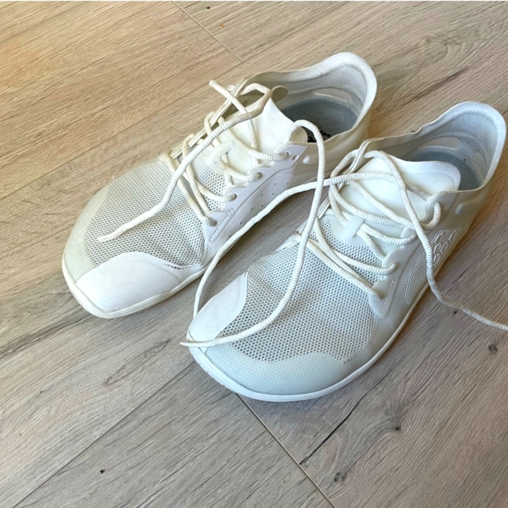 Vivobarefoot primus lite